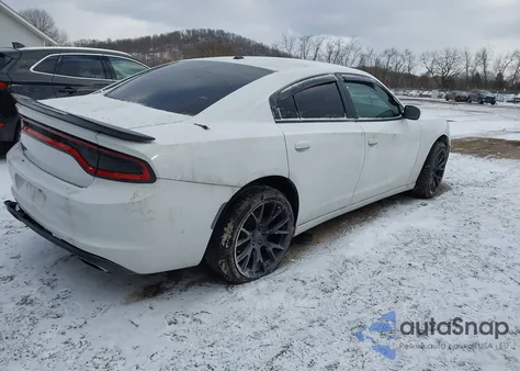 2015 Dodge Charger Se z USA, uszkodzony, nr VIN 2C3CDXFG3FH769180